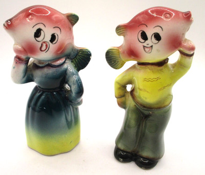 Vintage ANTHROPOMORPHIC Fish head couple salt pepper shakers Japan