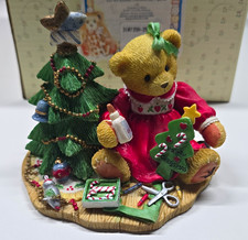Cherished Teddies Lynn "A Handmade Holiday Wish" 310735A 1997 Resin w/Tree