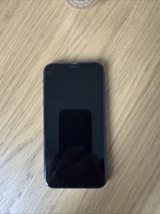 iPhone 11, Schwarz, 64GB