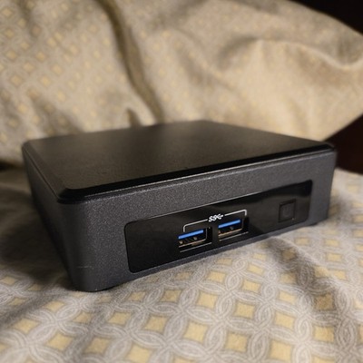 Intel NUC 7 Mini PC NUC7i3DNK | i3-7100U 2.4GHz , 4GB DDR4 2666