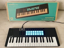 Novation Launchkey Mini 37 MK4 Keyboard Contr...