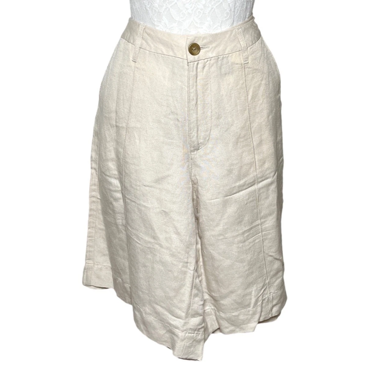 Lands' End Linen Blend Bermuda Shorts High Rise Beige Flat Front Size 10 on