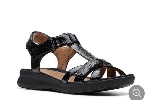 clarks black sandals size 4