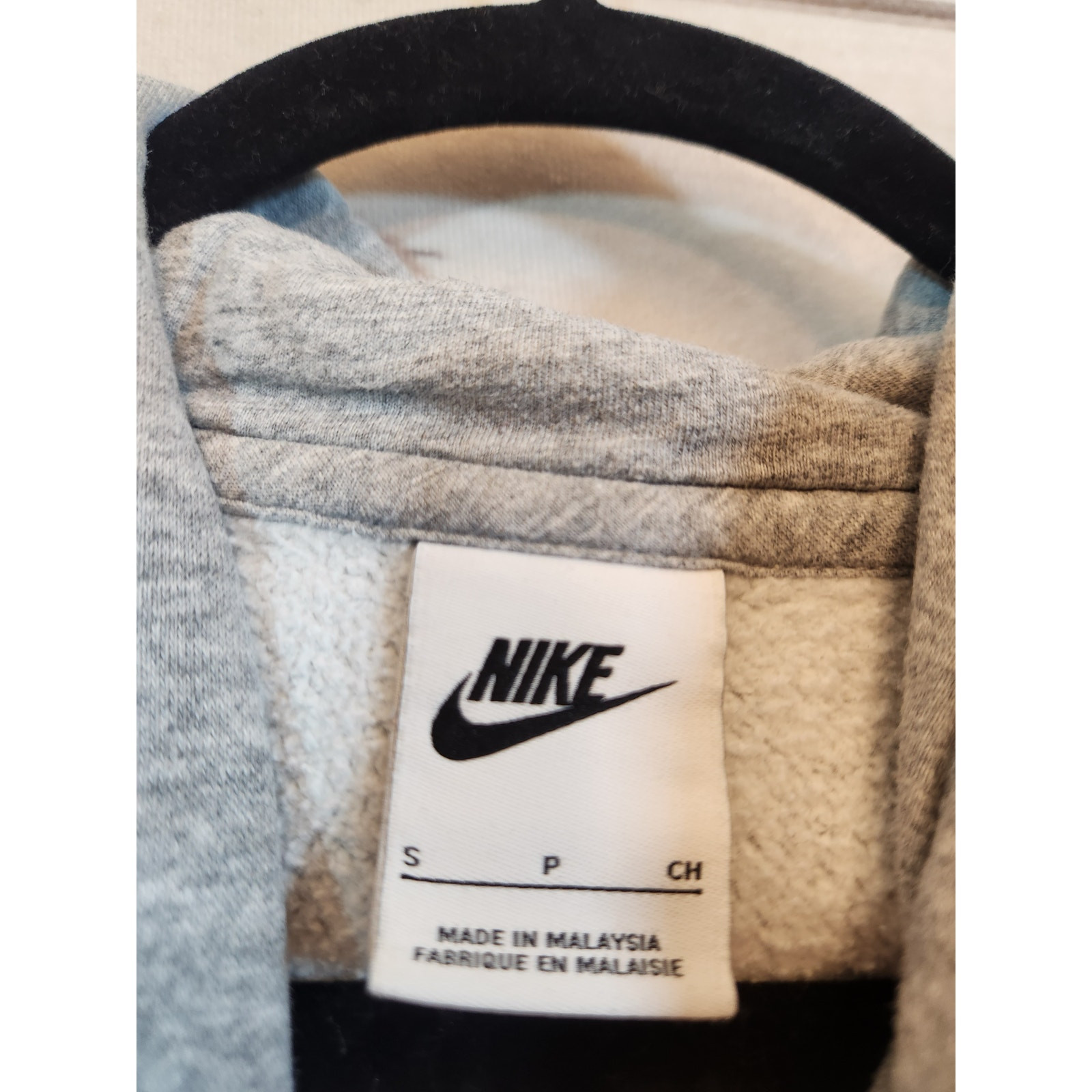 Nike Sportswear Womens Gray Solid Basic Long Slee… - image 3