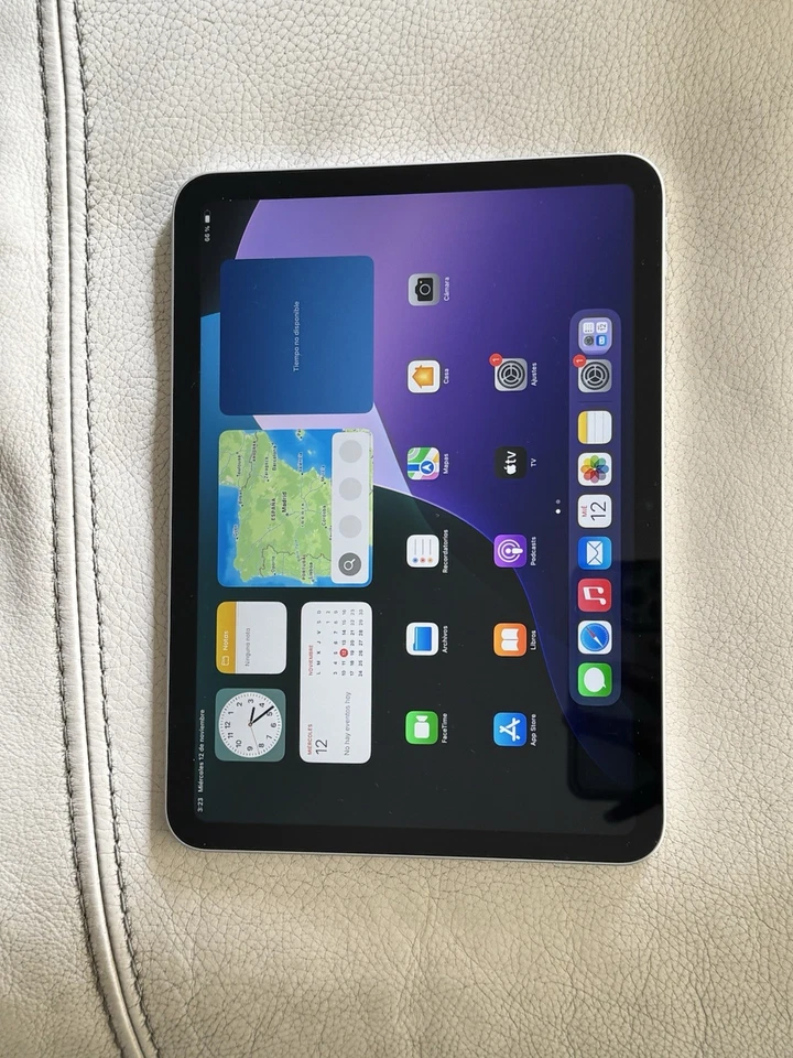 Apple iPad 10.ª Gen. 64GB, Wi-Fi, 10,9" - Plata - Imagen 4 de 4