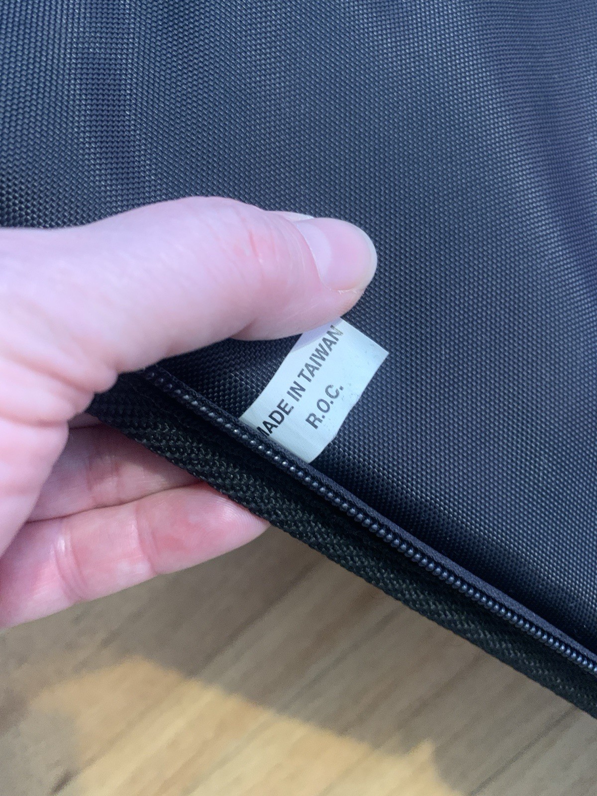 JUGS PROFESSIONAL SPORTS RADAR GUN w/ CASE, Batteries, Charger, Tested Works!!