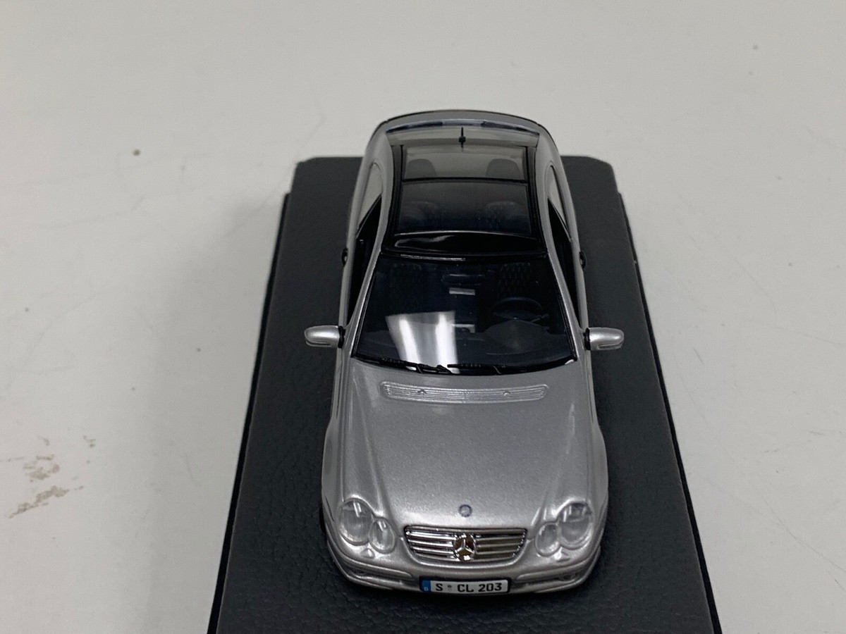 ミニカー MINICHAMPS Mercedes 400 E IV 1992 MINICHAMPS Mercedes 400 E IV 1992（MINICHAMPS MERCEDES 1 43）