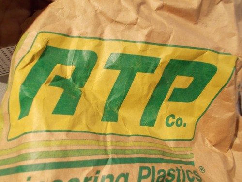 4 LB BLACK LLDPE PLASTIC RESIN PELLETS injection molding material POLYETHEYLENE - Picture 4 of 4