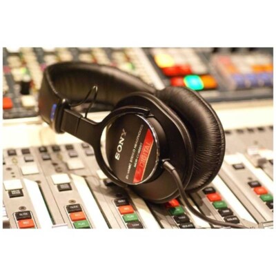 MDRーCD900ST Sony MDR-CD900ST Studio Monitor Stereo Headphones - Black