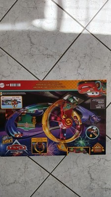 Disney Pixar Cars Lightning McQueen Rennbahn ab 4+