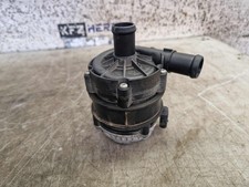 Pompe à eau Audi Q3