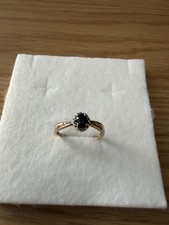9ct gold sapphire & diamond ring size T