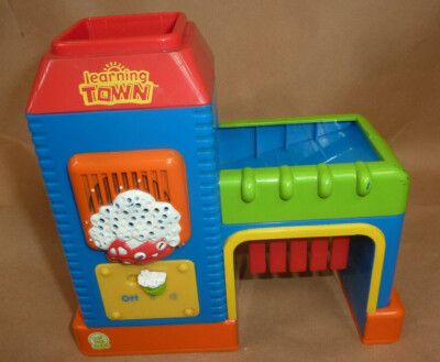 LEARNING TOWN LEAPFROG CAYWASH MIT SOUNDS IM SPIEL GETRAGENEN ZUSTAND (FUNKTIONIERT)