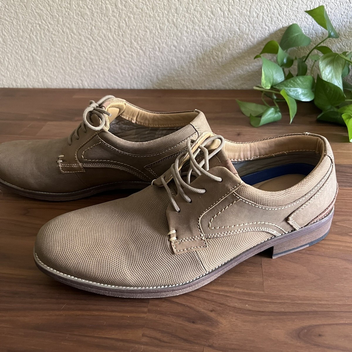 Steve Madden Mychel Plain Toe Derby Nubuck Tan Shoes, Men display picture 1