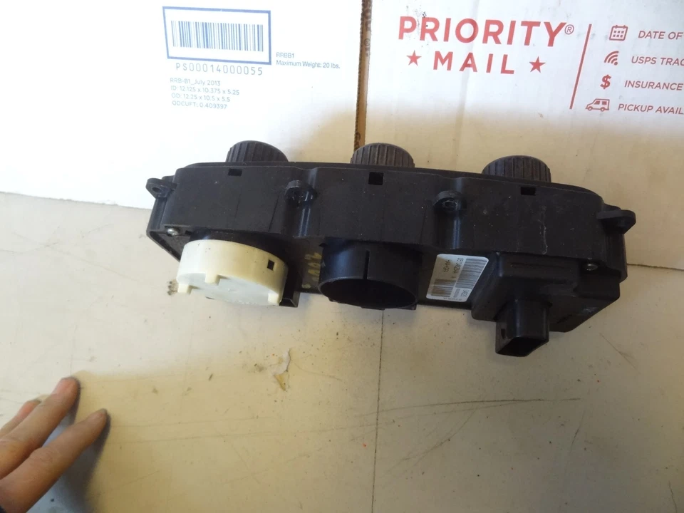 2004-2007 Dodge Caravan Chrysler Town & Country Heater A/C HVAC Climate Control Foto 4 de 4