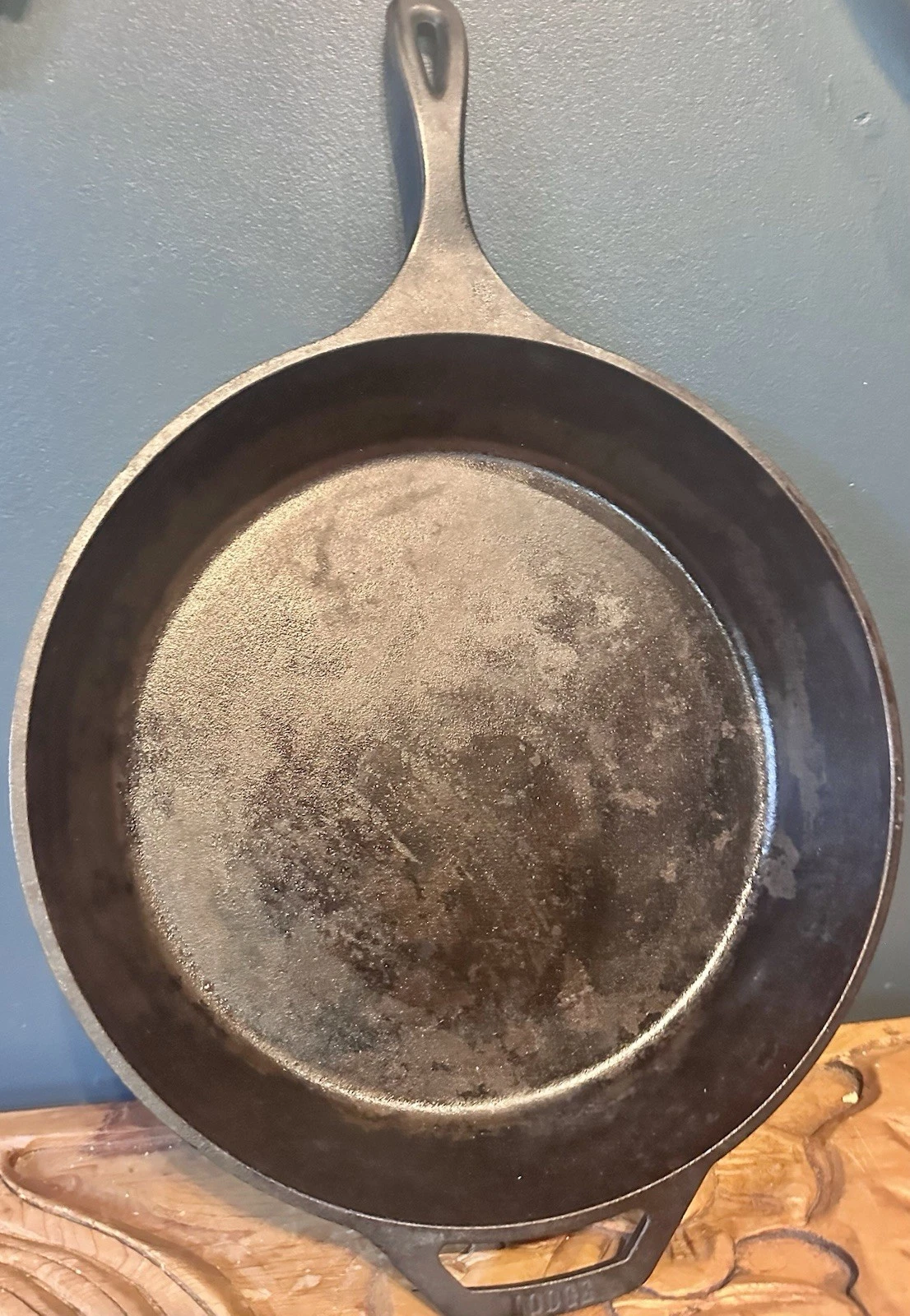Vintage Lodge 14.5 inch Cast-Iron Skillet with Egg Logo~14SK