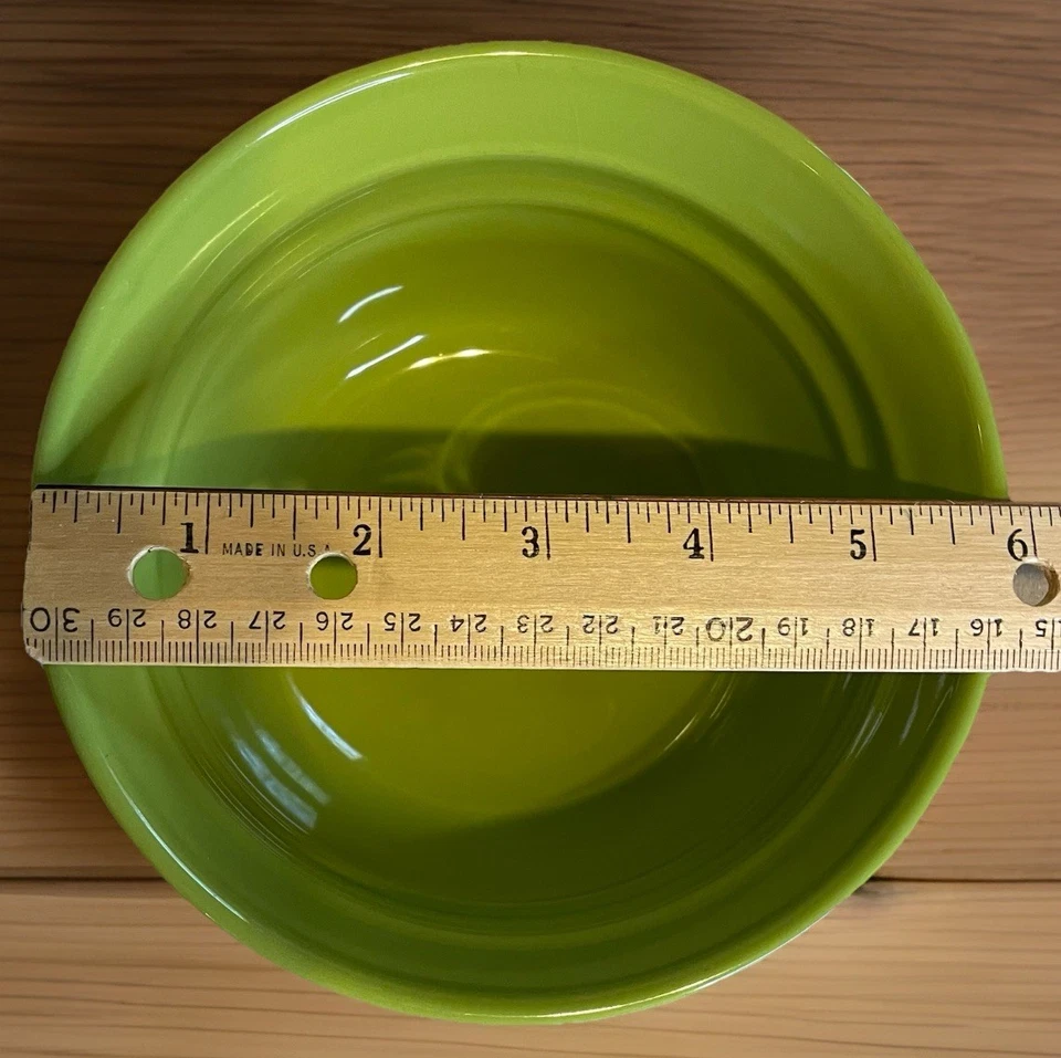 Cuenco de cereal Rachael Ray Double Ridge verde manzana cupé Foto 3 de 4