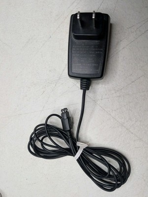 OEM Sony Ericsson CST-13 FastPort Wall Charger 4.9V 450mA Untested