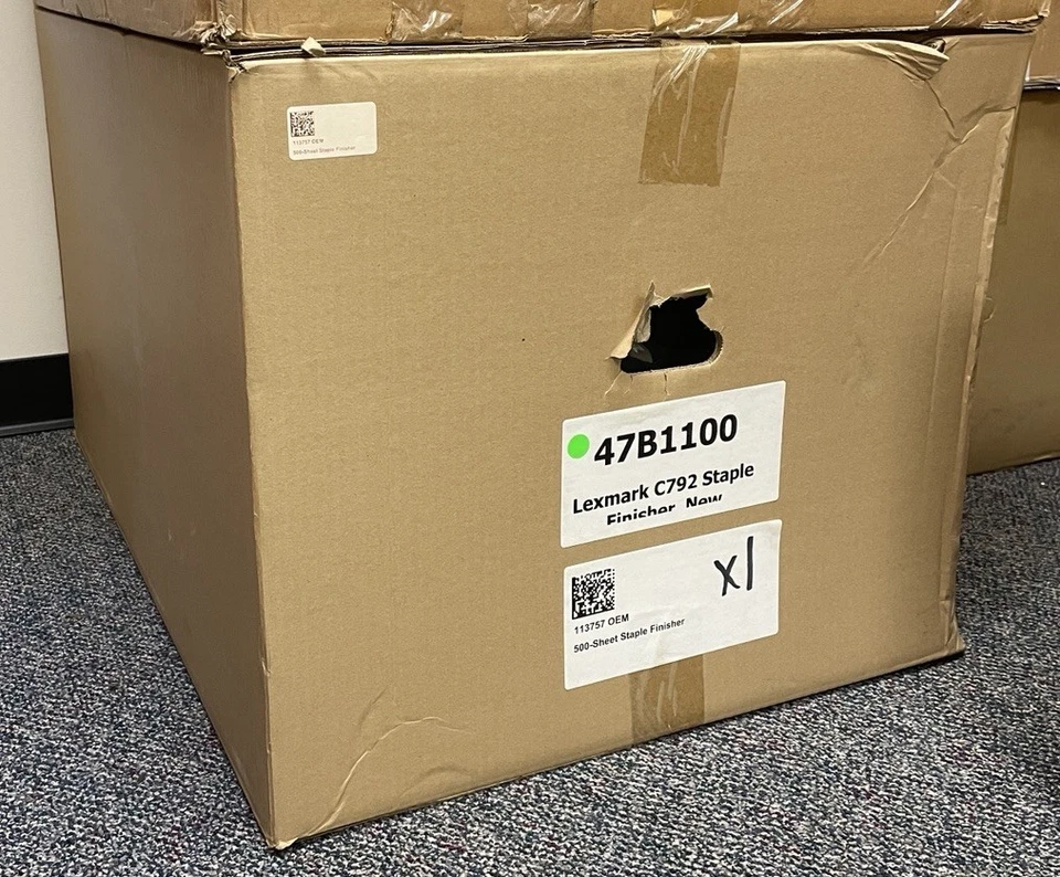 Brand New Lexmark C792DE X792DE 500-Sheet  Staple Finisher 47B1100 - Image 2 of 3