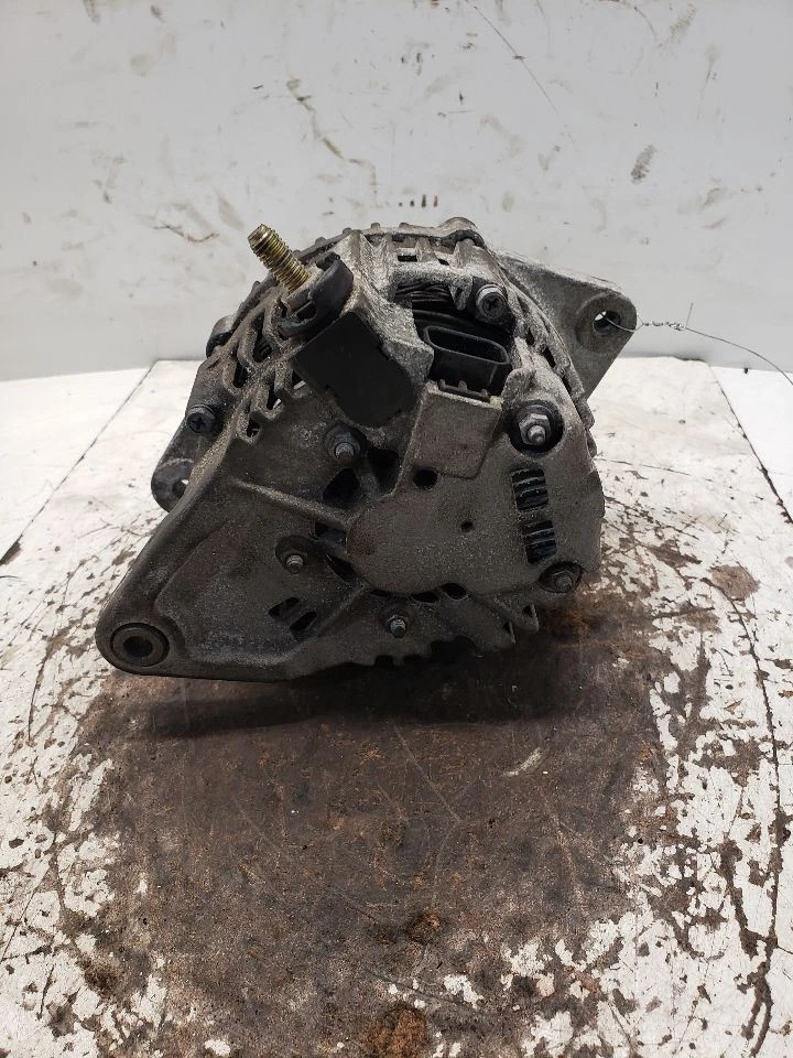 Alternador compatible con 95-99 LEGACY 1388867 Foto 3 de 4