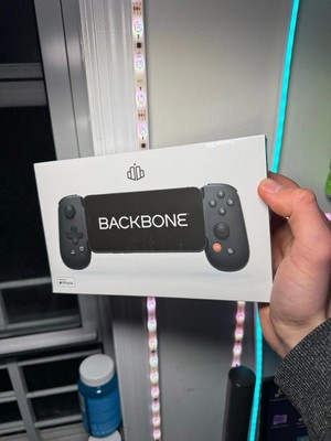 NEW SEALED Backbone - One - PlayStation Edition (Lightning) - Mobile Gaming Cont