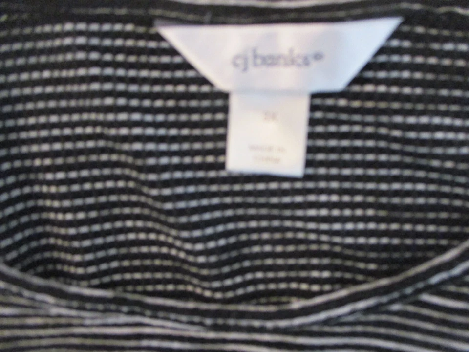 Top tejido para mujer CJ Banks talla 3X negro a rayas manga corta cuello redondo Foto 3 de 4