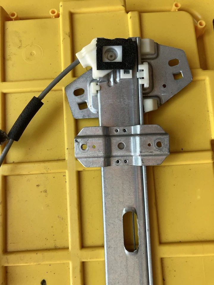 2002 02 Acura RL пассажирской передней двери окна регулятор и двигатель - Изображение 2 из 4