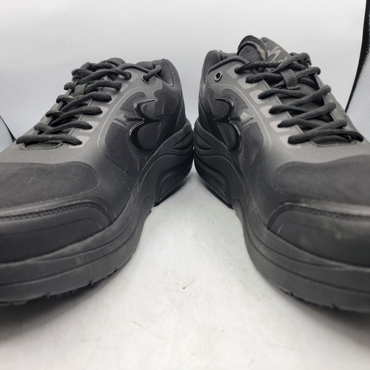 G Defy Gravity Defyer Ion Athletic Mens 14 Triple Black  display picture 2