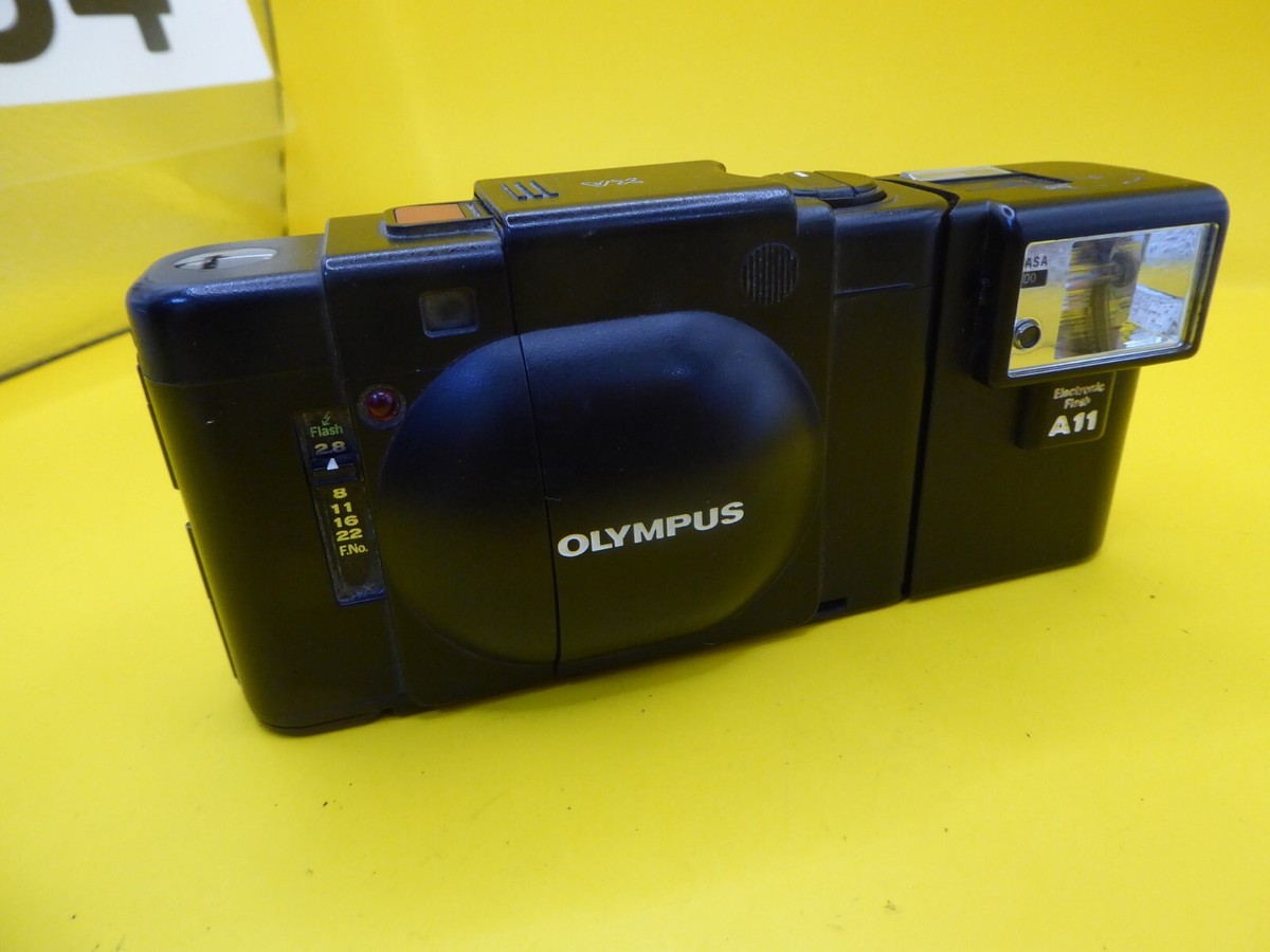 Olympus XA 35mm Film Rangefinder Camera with F.Zuiko 35mm F/2.8