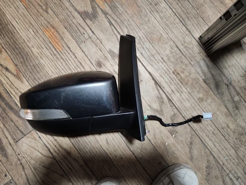 2013-2017 FORD C MAX C-MAX OEM PASSENGER SIDE  Heated Puddle Signal  Mirror OEM