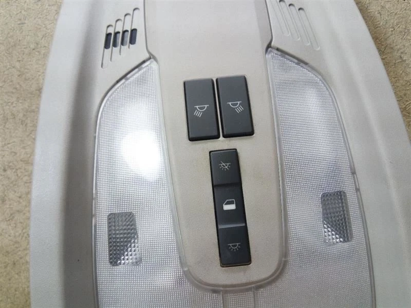 Cúpula gris claro para Chevrolet Equinox K47-197133 2010 2011 2012 2013 2014 2015 Foto 2 de 4