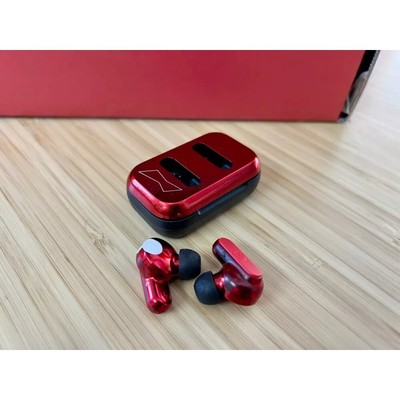 LIMITED EDITION SKULLCANDY X BUDWEISER DIME MINI & MIGHTY TRUE WIRELESS EARBUDS.