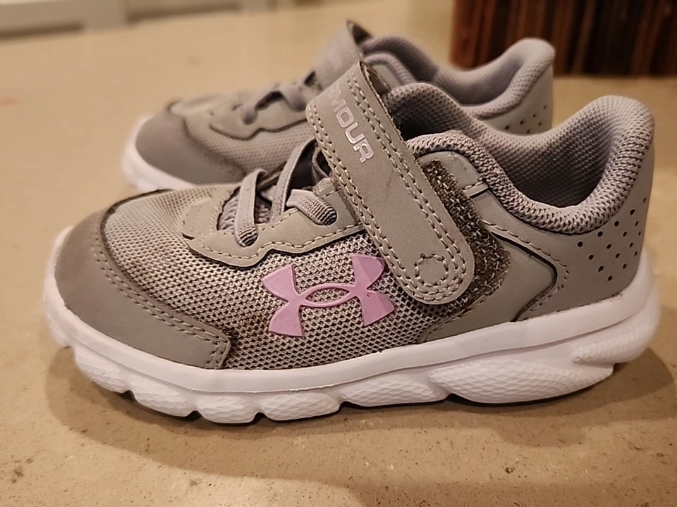 Under Armour Assert Girls Shoes Toddler Size 6K Gray - Image 4 of 4