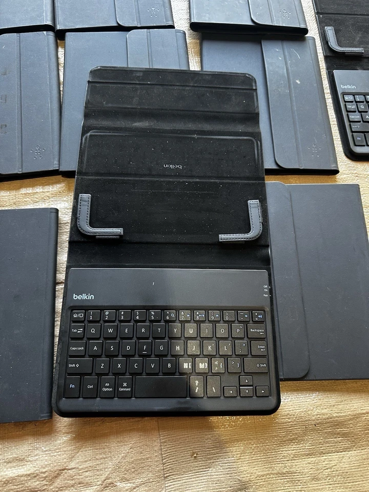 Lot of 13 Belkin Portable Keyboard Case Model F5L146 for IPad Kindle - Image 2 of 3