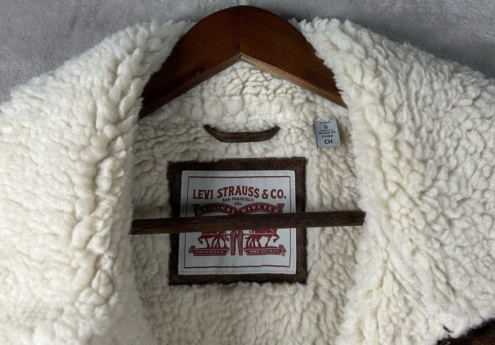 Levi’s Faux Shearling Rancher Aviator Jacket Mens Sz Small Brown Pockets Buckles - product detail image 7