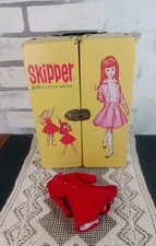 64 Mattel Skipper Barbie Little Sister Yellow Carrying Case Her Red Velvet Coat