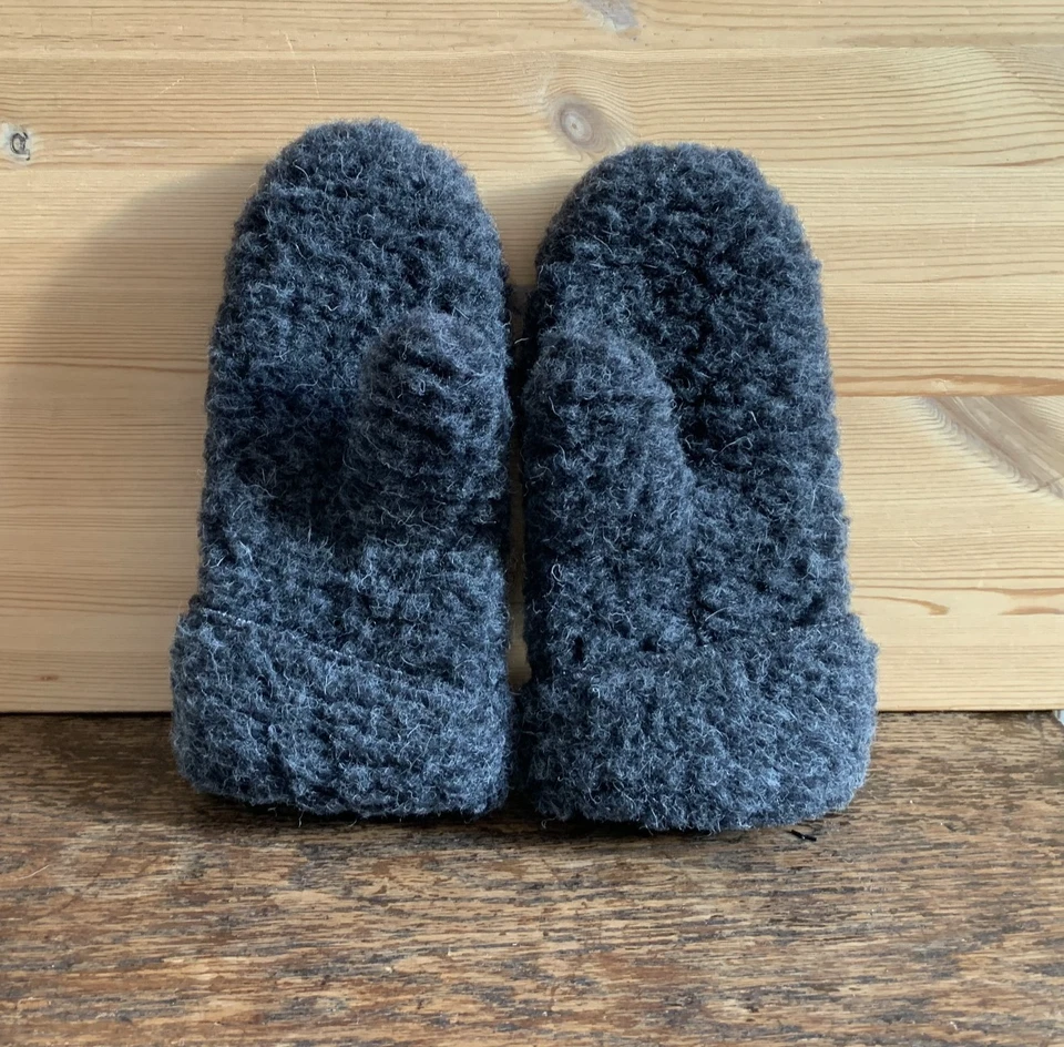 Merino Wool Mittens 100% Pure Wool Soft Warm Unisex Winter Fingerless Gloves - Image 3 of 4