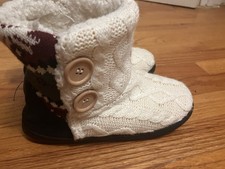 Women's Knit Fair Isle Bootie Slippers Faux Fur Lined Button White/Brown 6