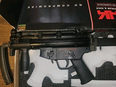 Vfc Heckler & Koch MP5k V2 Pdw Gas Airsoft Rifle w/ Magazines, Accessory, HK Box