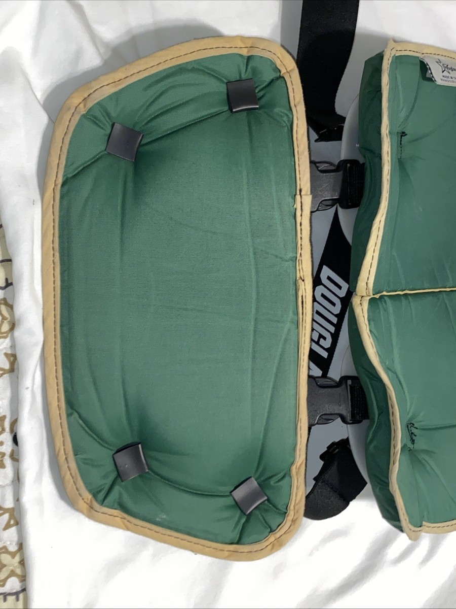 Douglas Custom CP 25Z S 17”-18” Football Shoulder Pads w/ Back