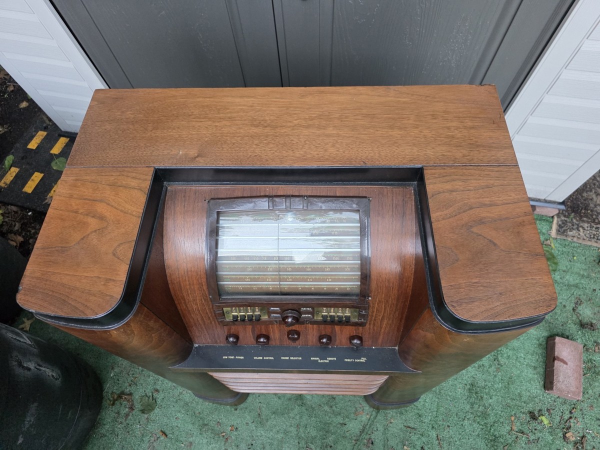 ART DECO RARE HI-FIDELITY (1937) RCA 816K CONSOLE TUBE 16 TUBE