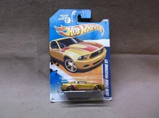 HOT WHEELS 2011 #144 GOLD 10 2010 FORD MUSTANG GT FTE FASTER THAN EVER RACER