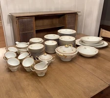 92 PIECES Vintage Hand Painted Japan Meito Porcelain China Set 12 Settings EXC