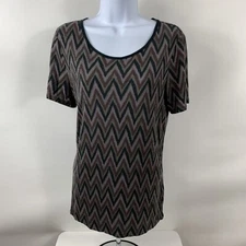 Gap Shirt Women's Size Medium Short Sleeve Round Neck Zig Zag Basic Casual