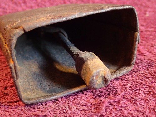 ANTIQUE 1800-s HANDFORGED COW SHEEP BELL SWEDEN SWEDISH - Picture 5 of 5