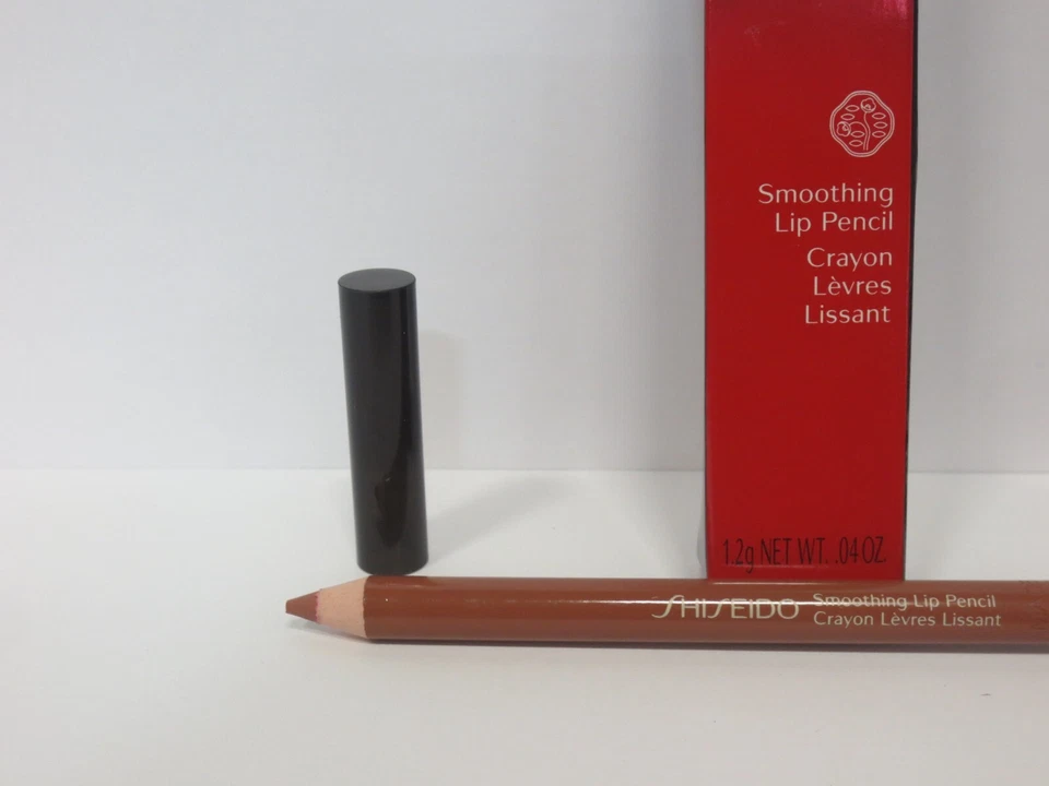 LÁPIZ LABIAL SUAVIZANTE SHISEIDO BE701 0,04 OZ EN CAJA Foto 2 de 3