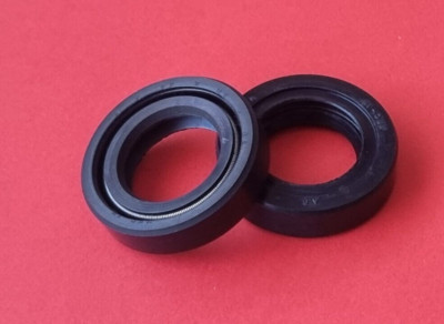 Wellendichtring 2x für Tuff Torq Hydrostat 19 32 8 mm Achsen Getriebe K46