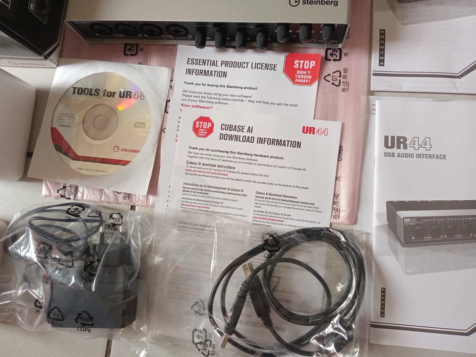 UR44 UR 44 USB interface audio STEINBERG complet proche du neuf - Photo 2/4