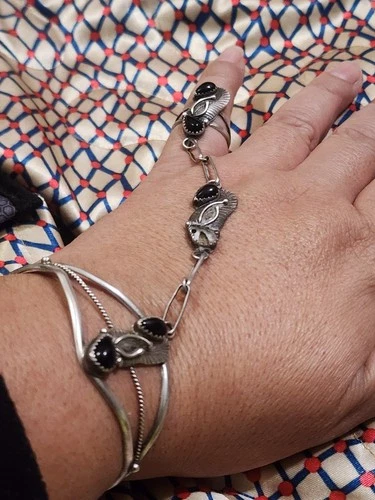 Vintage NATIVE AMERICAN Sterling Silver BLACK ONYX Slave BRACELET & RING