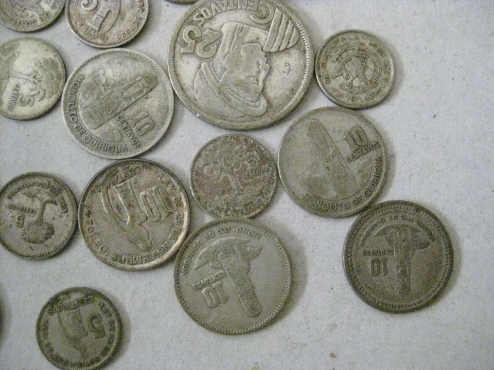 Guatemala large lot of 24 .720 silver coin 75.2 grams 1.7407 ASW 1926 1/4 Q  #49 - Image 3 of 4